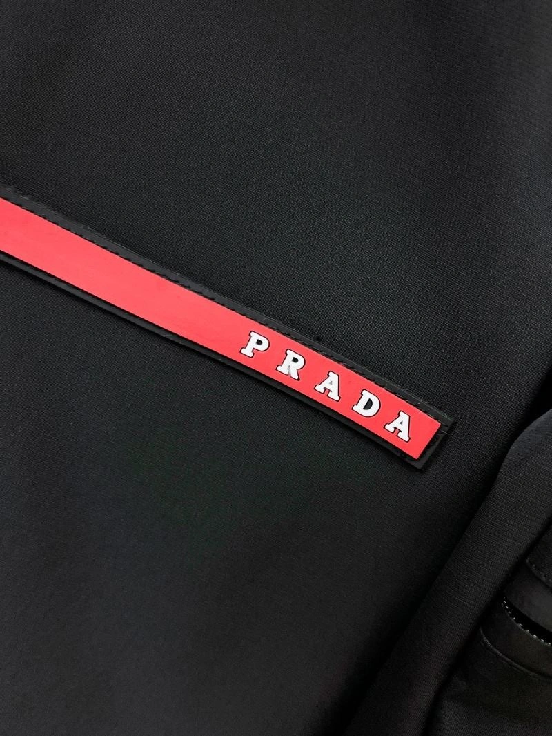 Prada Outwear TimelessDesign 170191