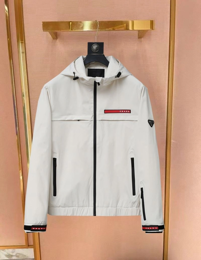 Comfortable Prada Outwear 170154