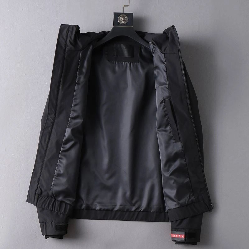Comfortable Prada Outwear 170154