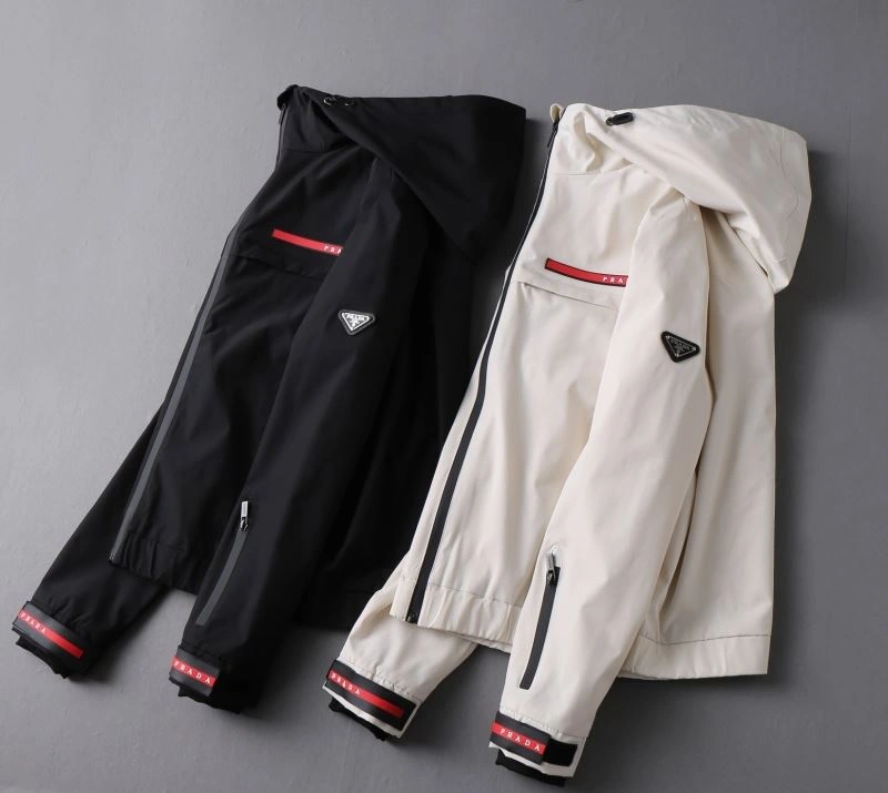 Comfortable Prada Outwear 170154