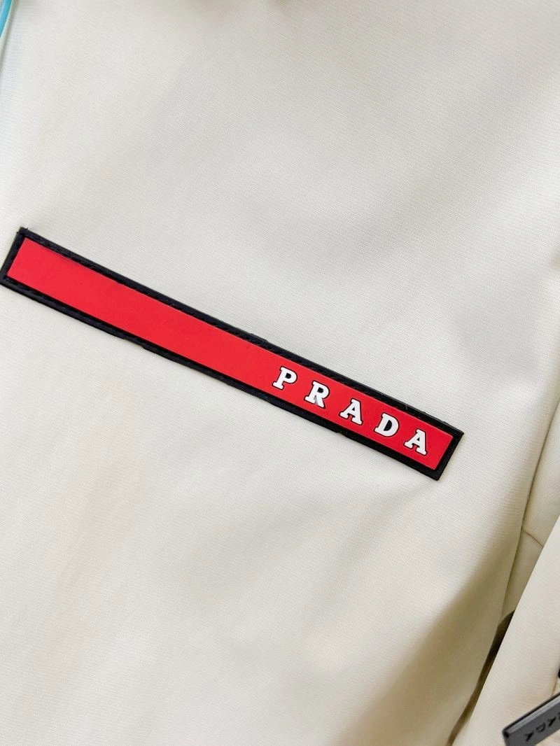 Thermal Prada Outwear 170153