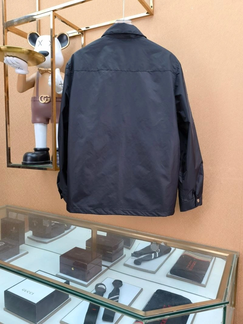 Prada Outwear UrbanStyle 170150