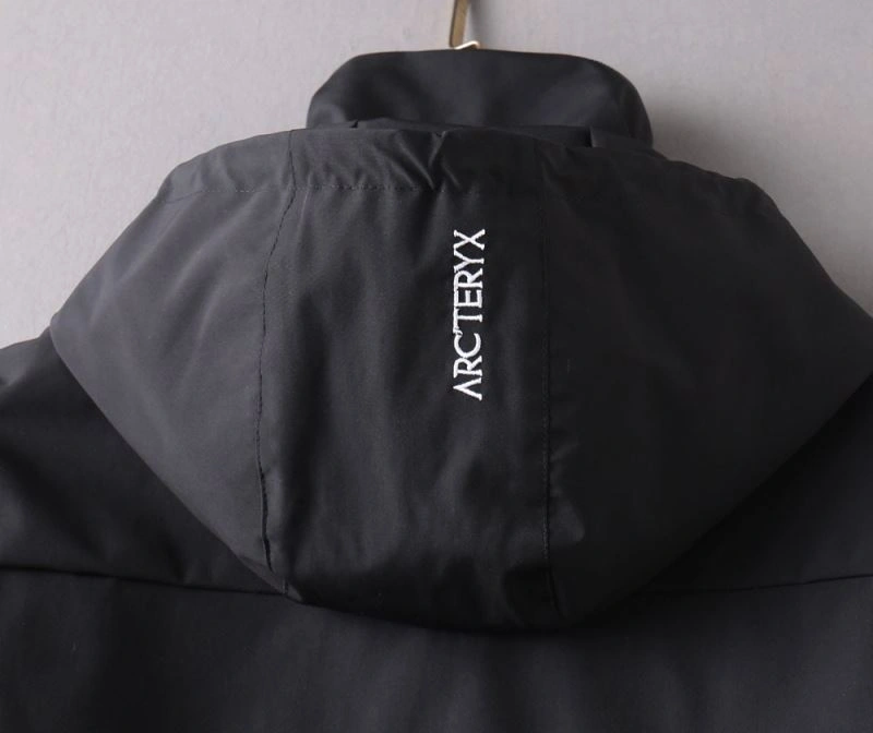 EyeCatching Prada Outwear 170140