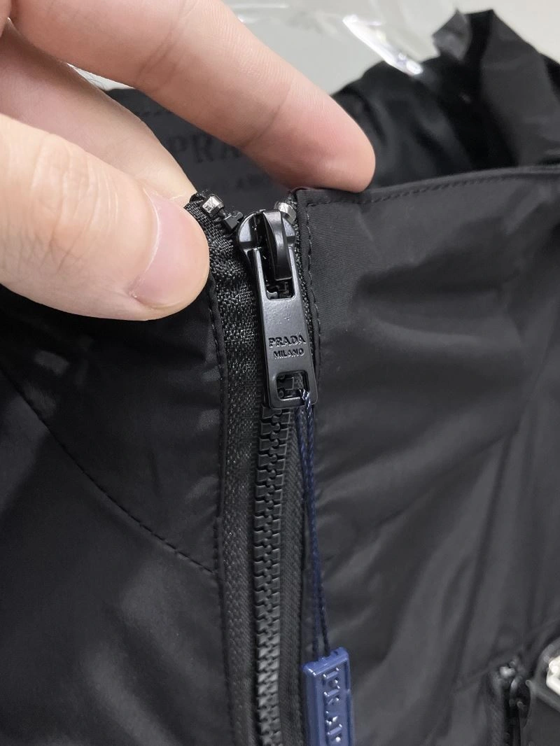 GoodFit Prada Outwear 170135