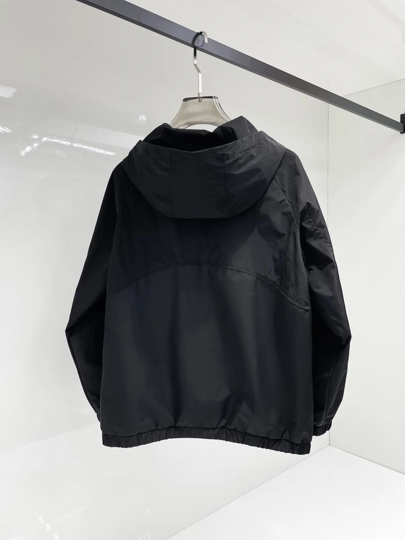 Seasonal Prada Outwear 170132