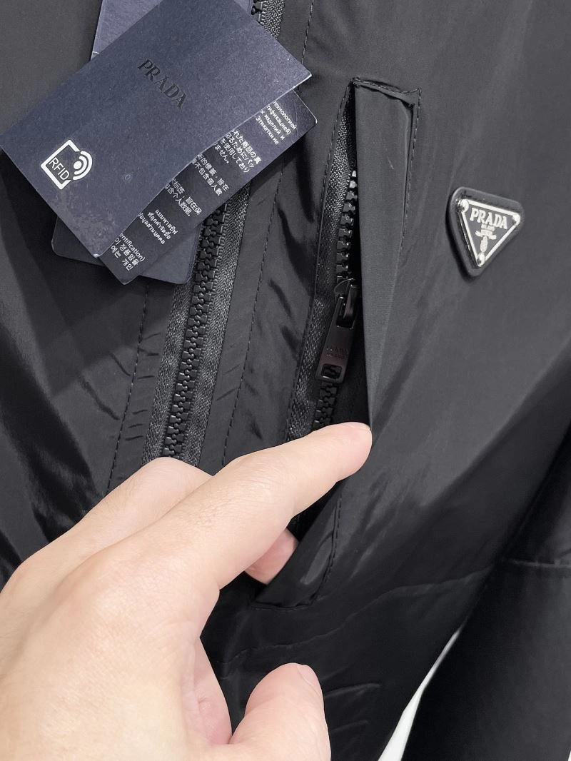 Seasonal Prada Outwear 170132