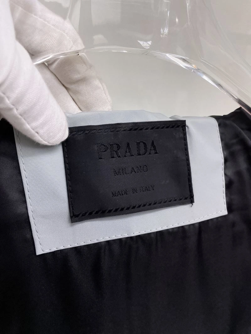 Prada Outwear StreetReady 170128