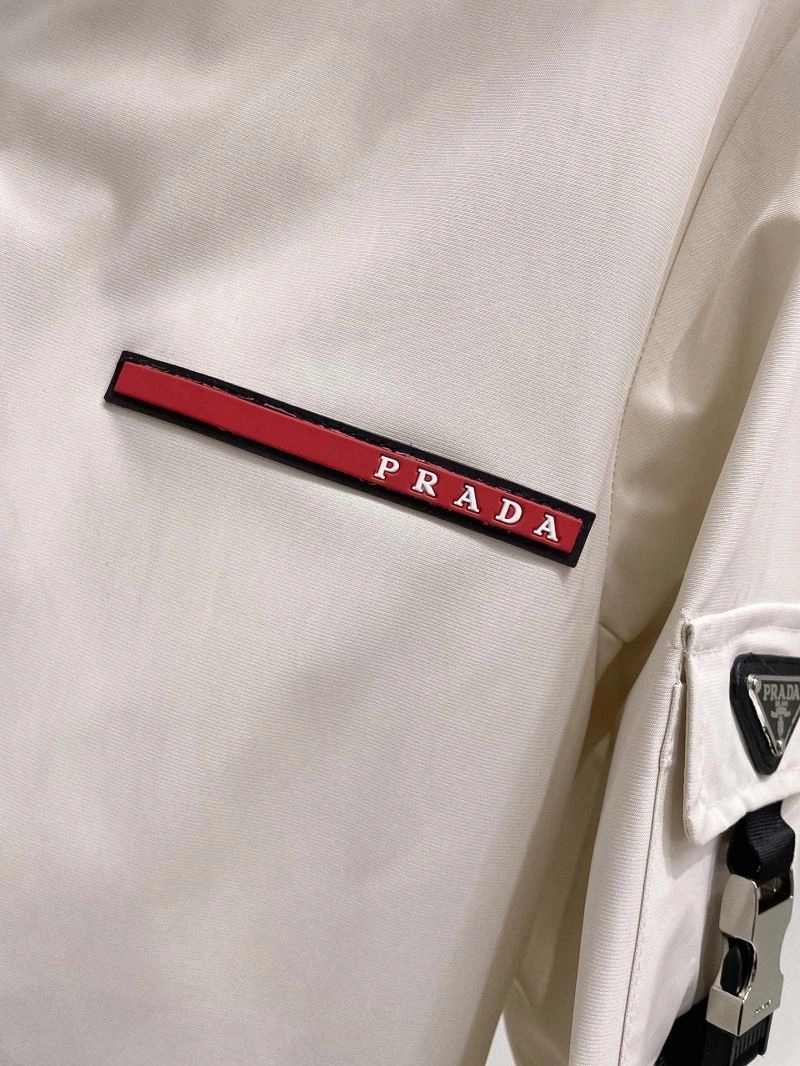 Sporty Prada Outwear 170164