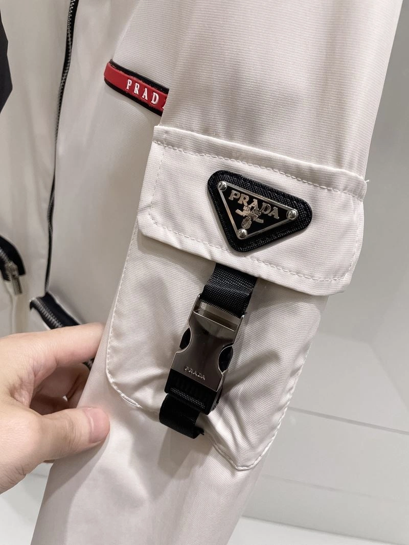 Sporty Prada Outwear 170164