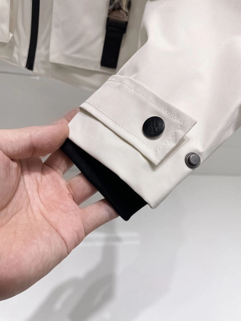 Prada Outwear Breathable 170117