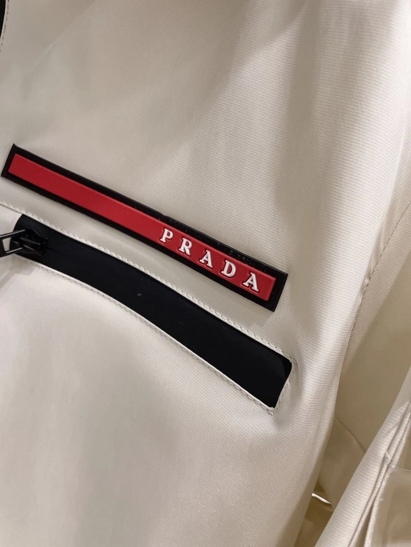 Prada Outwear Breathable 170117