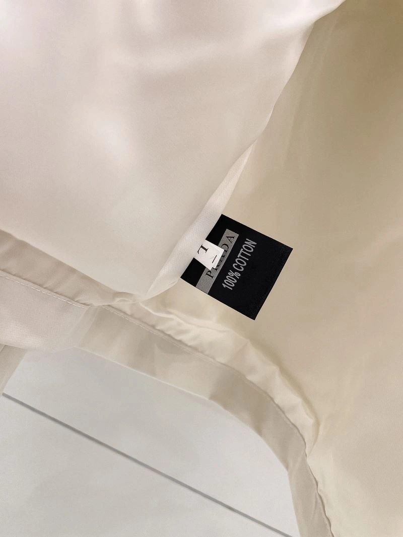 BestValue Prada Outwear 170151