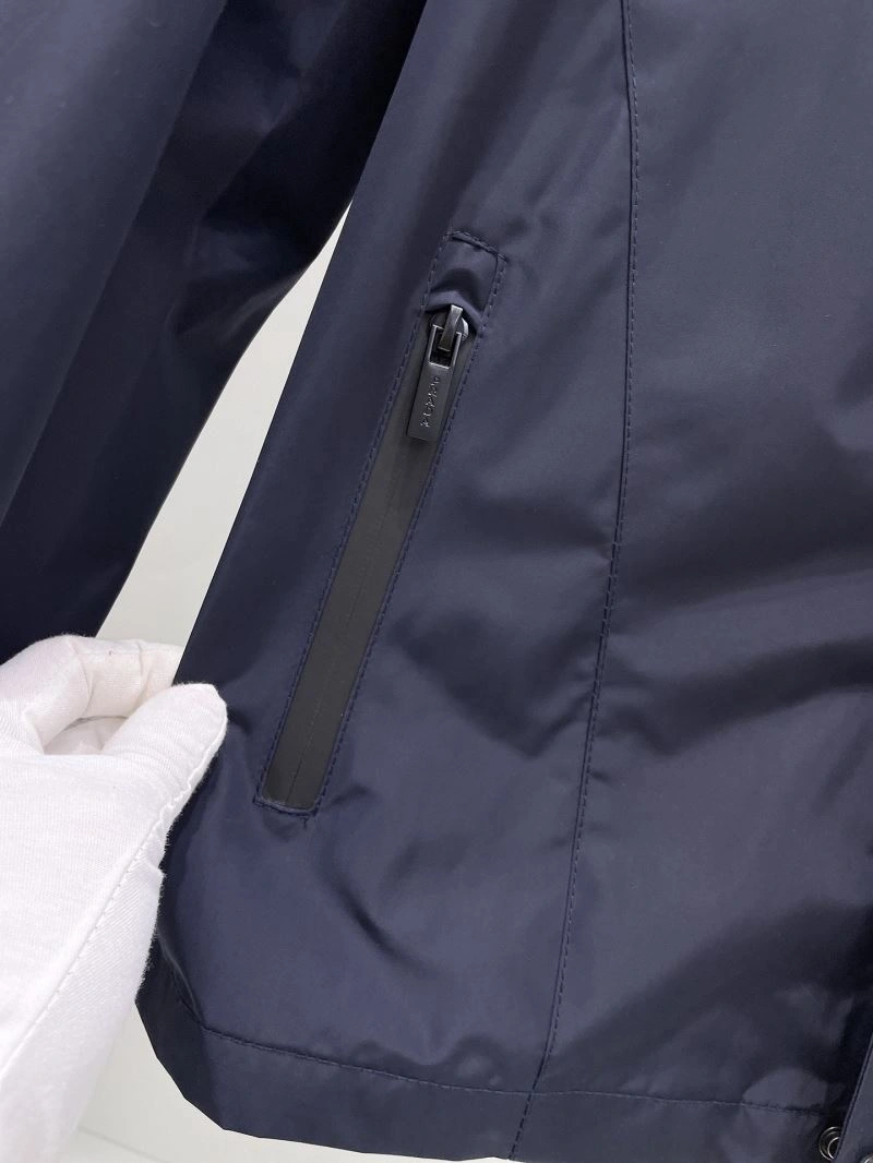 Prada Outwear ModernLook 170104