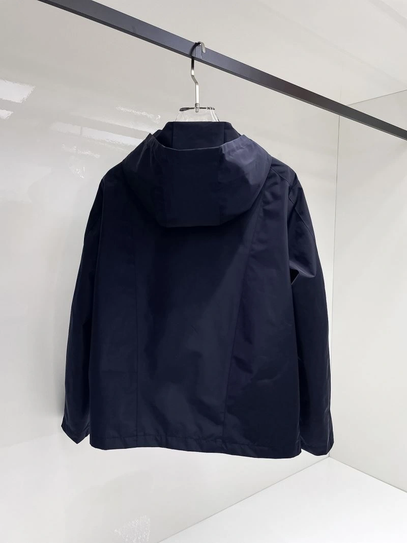 Prada Outwear ModernLook 170104