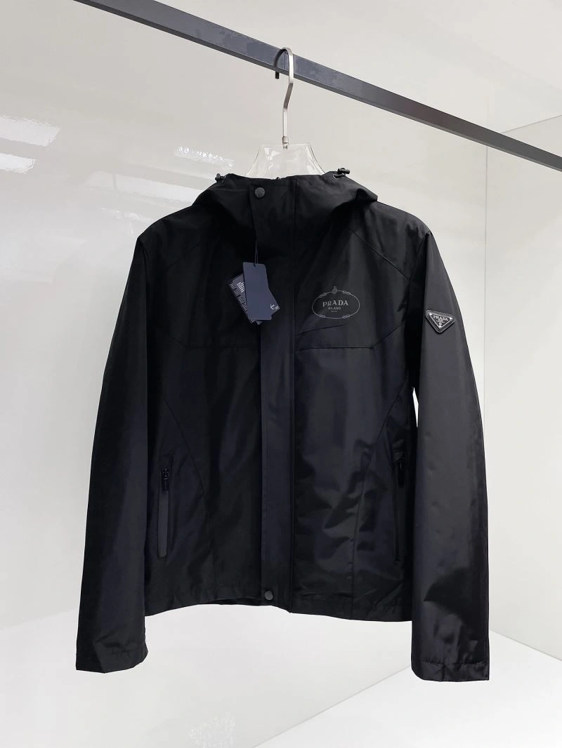 Unique Prada Outwear 170108