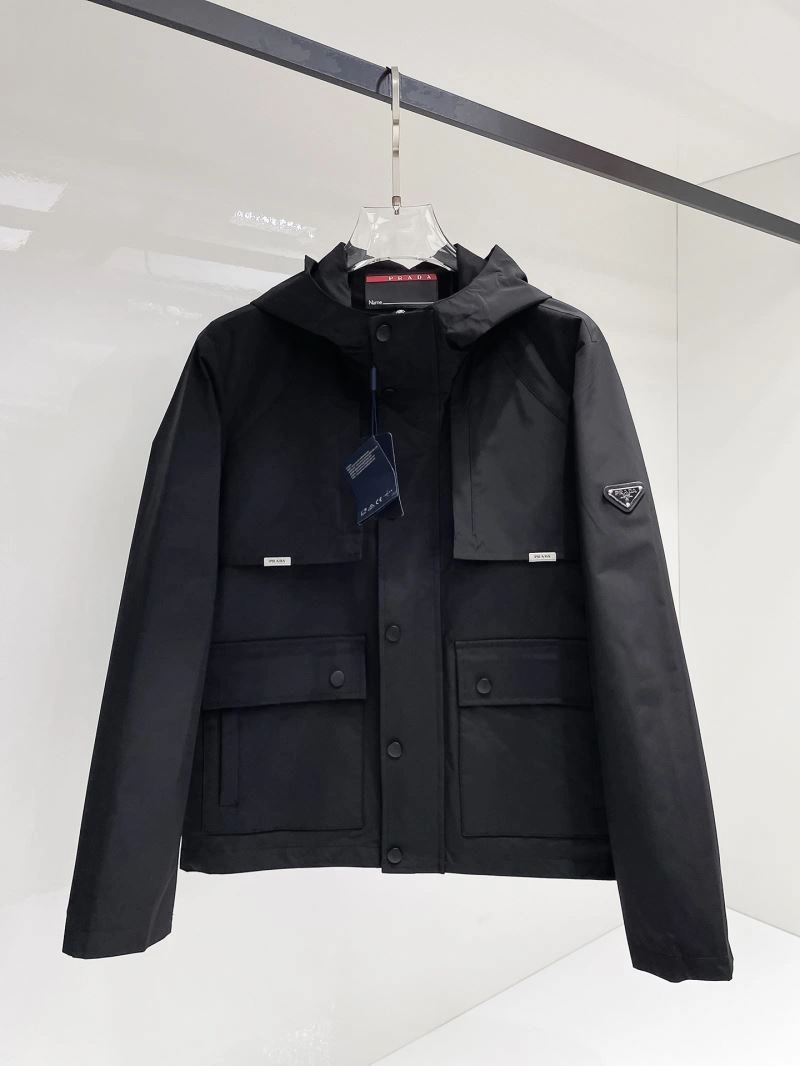 Prada Outwear TimelessDesign 170107