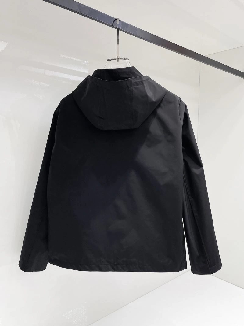 Prada Outwear TimelessDesign 170107