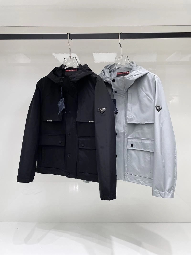 Prada Outwear TimelessDesign 170107