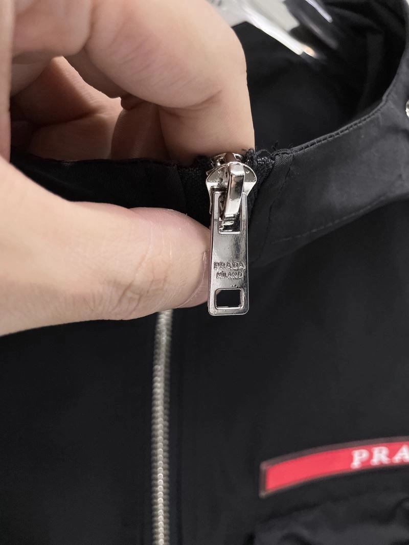 Classic Prada Outwear 170098