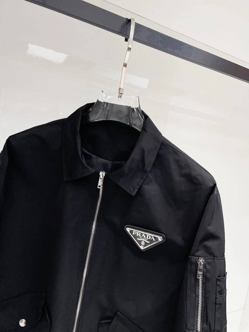 EyeCatching Prada Outwear 170126