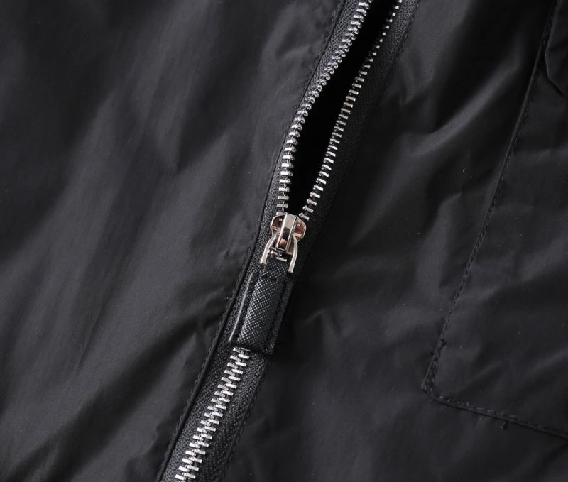 Breathable Prada Outwear 170084