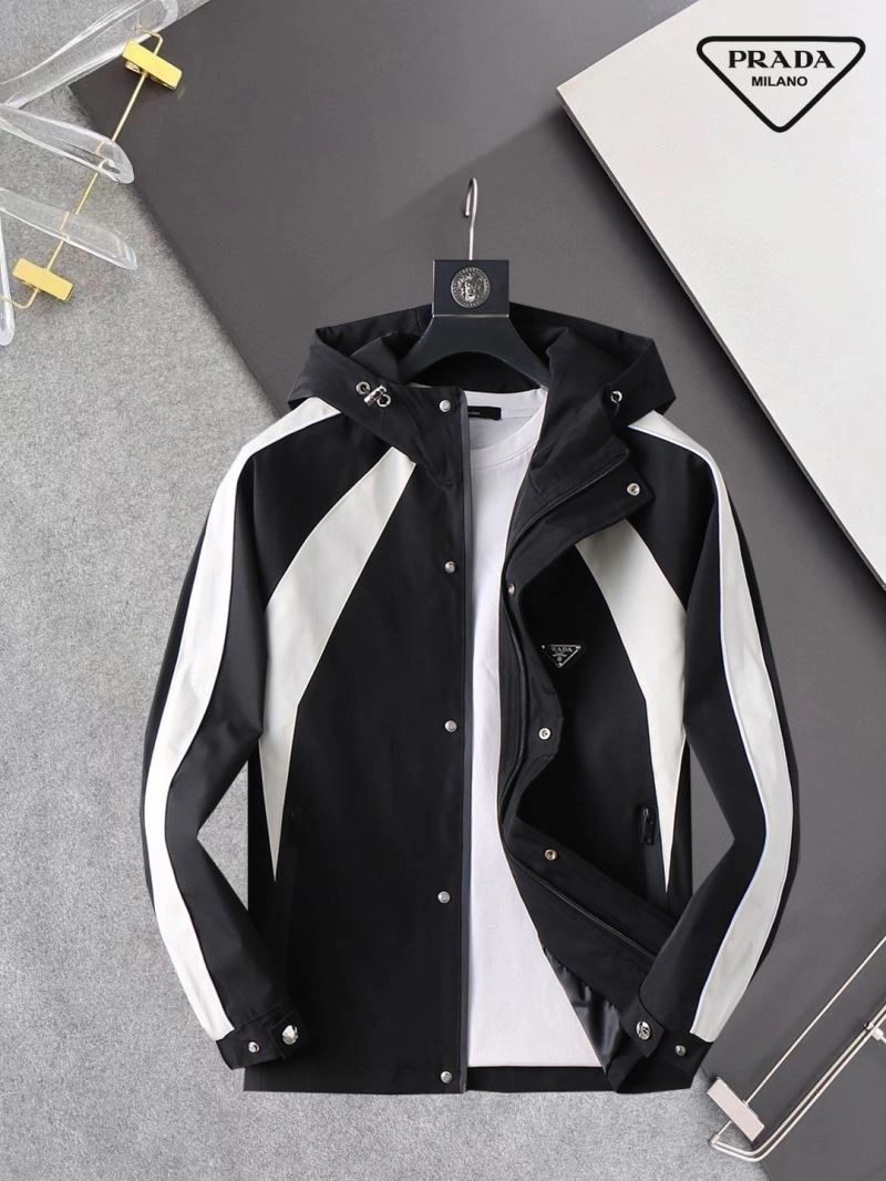 Youthful Prada Outwear 170085