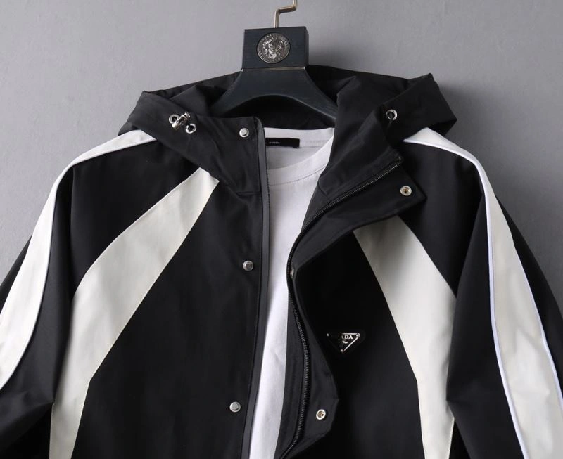 Youthful Prada Outwear 170085
