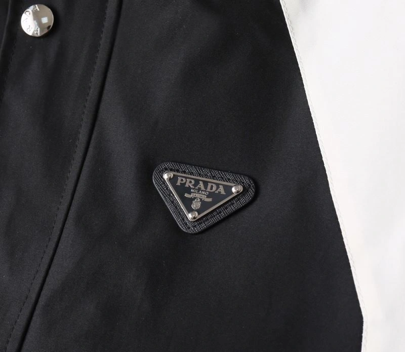 Youthful Prada Outwear 170085