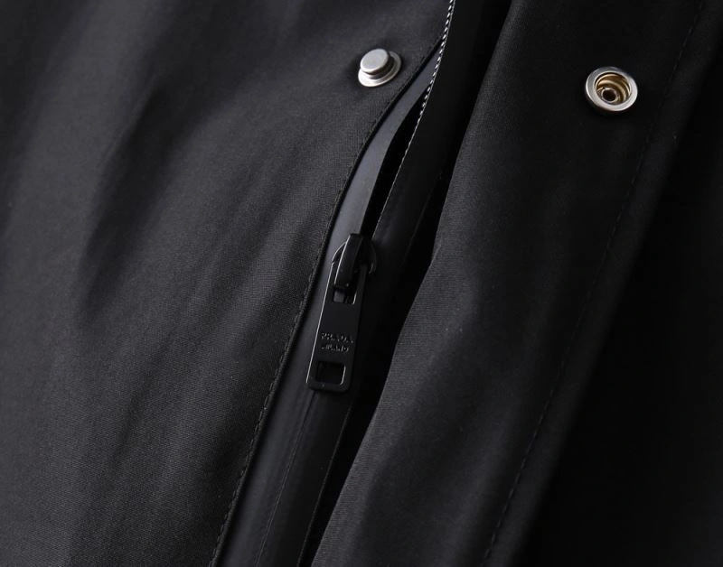Youthful Prada Outwear 170085