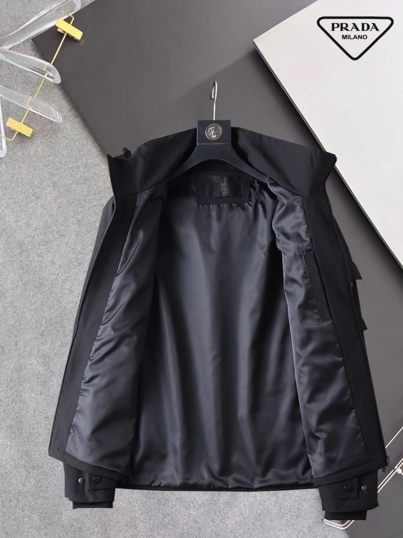 Flexible Prada Outwear 170113
