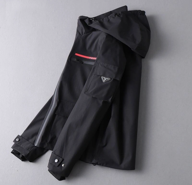 Flexible Prada Outwear 170113