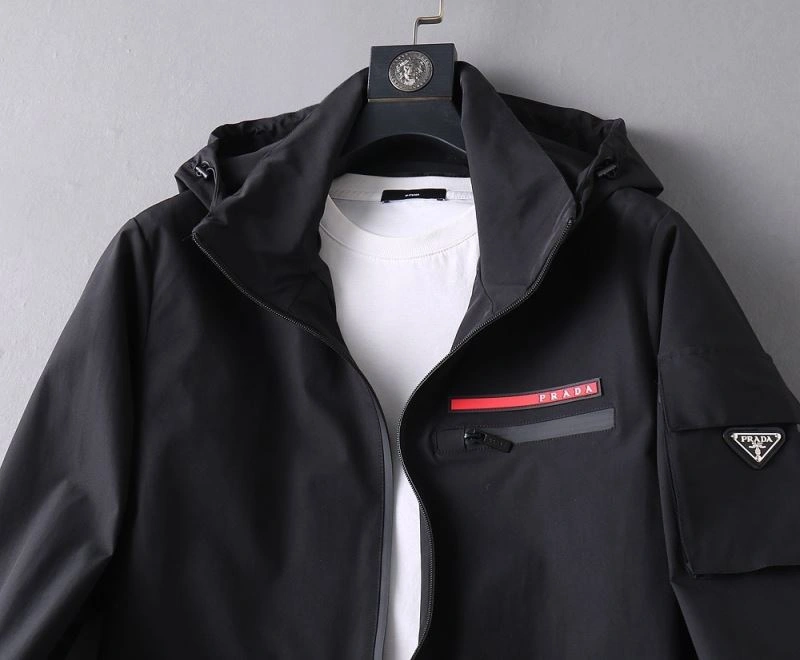 Flexible Prada Outwear 170113