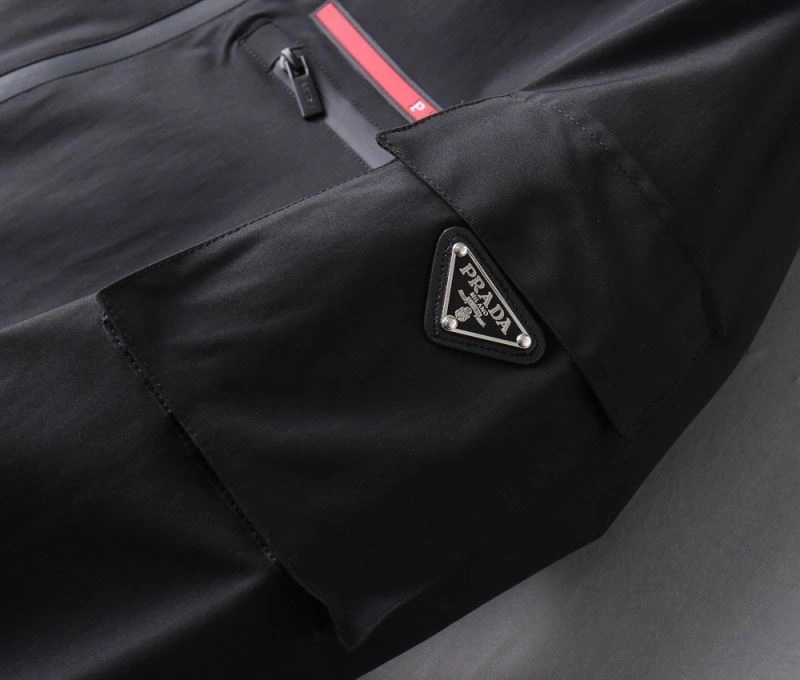 Flexible Prada Outwear 170113