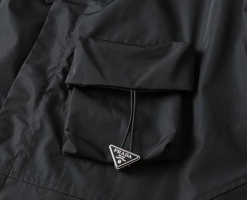 Elegant Prada Outwear 170067