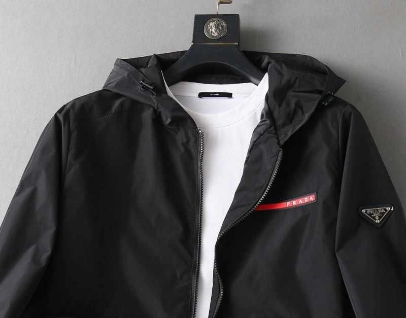 Timeless Prada Outwear 170068