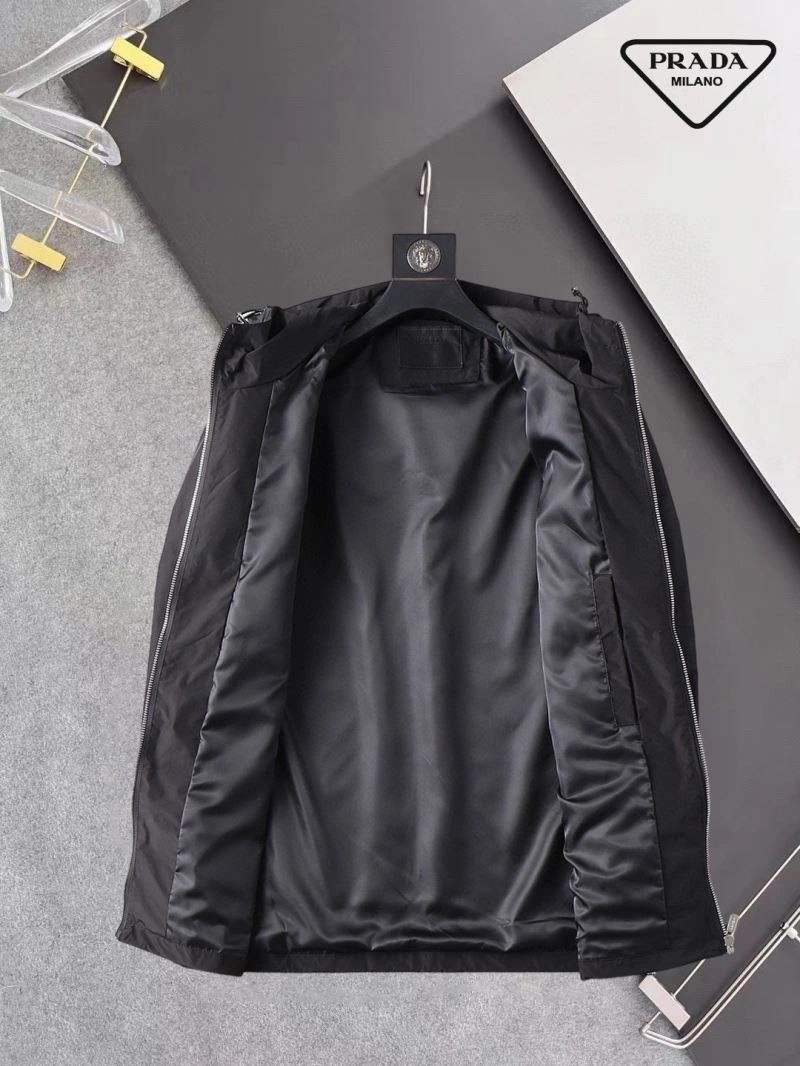 Stretchable Prada Outwear 170061