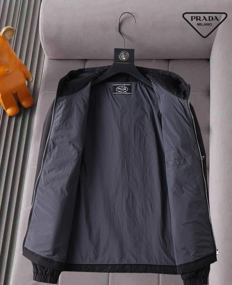 Trendy Prada Outwear 170037