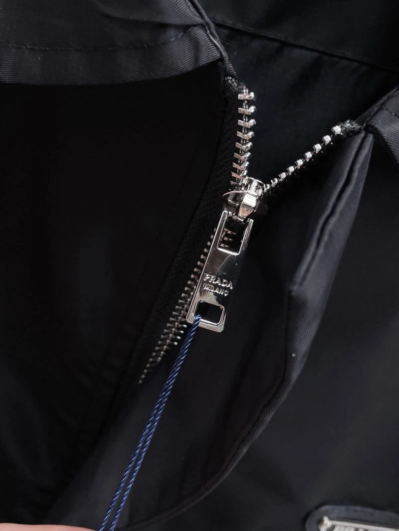 WellDesigned Prada Outwear 170075