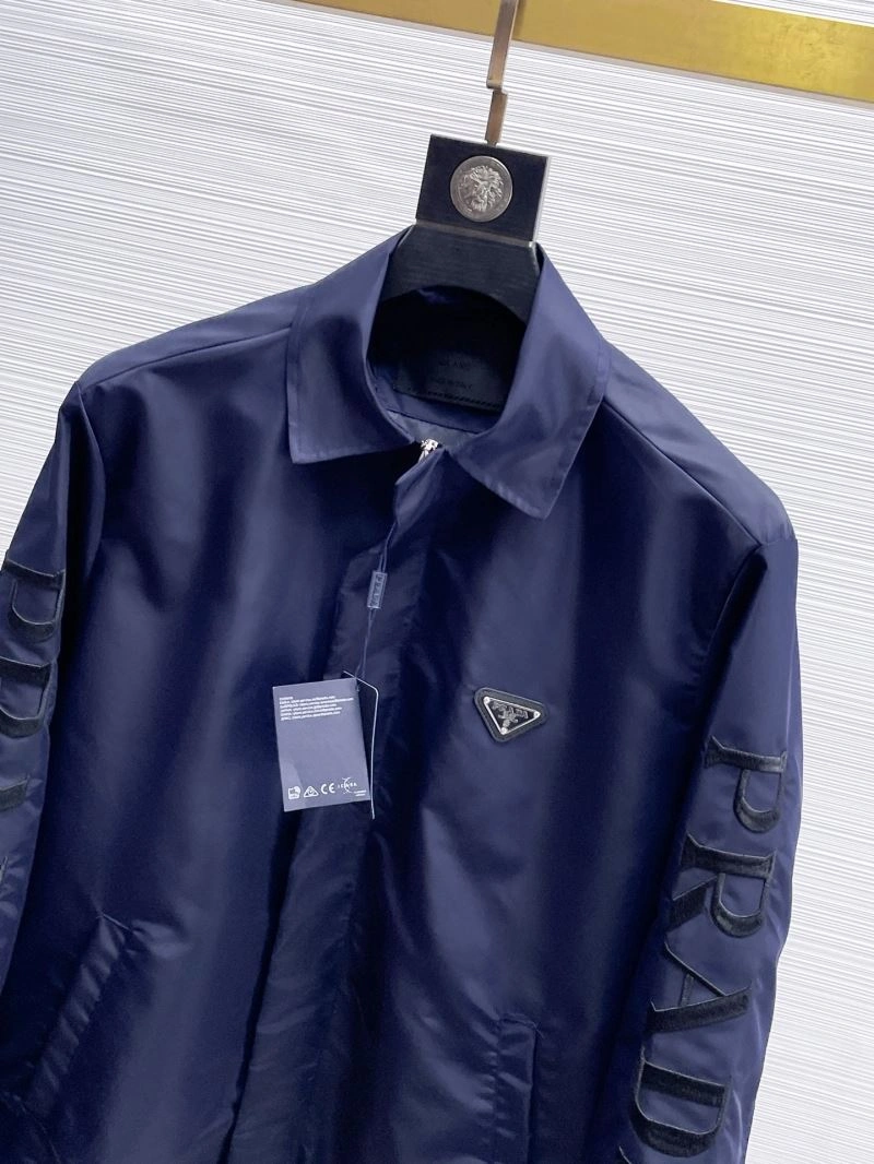 Cozy Prada Outwear 170035