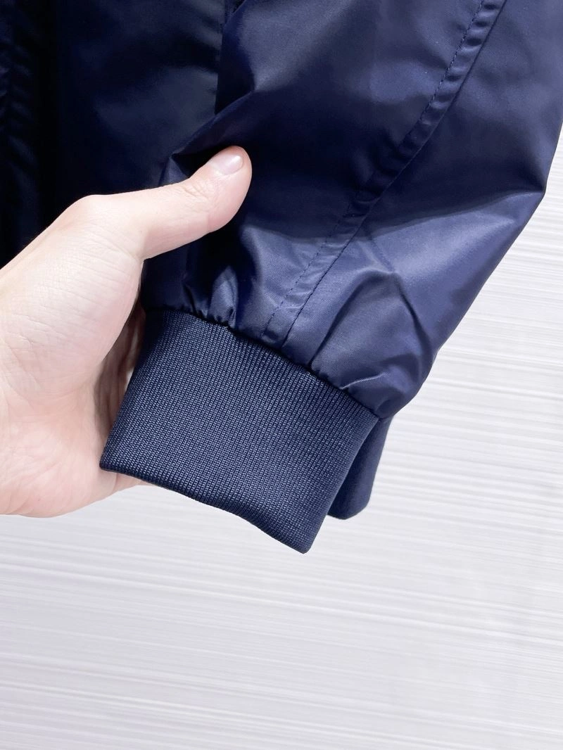 Cozy Prada Outwear 170035