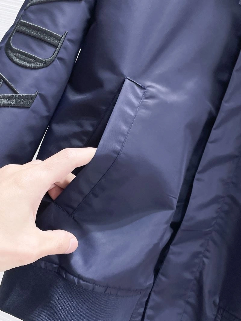 Cozy Prada Outwear 170035