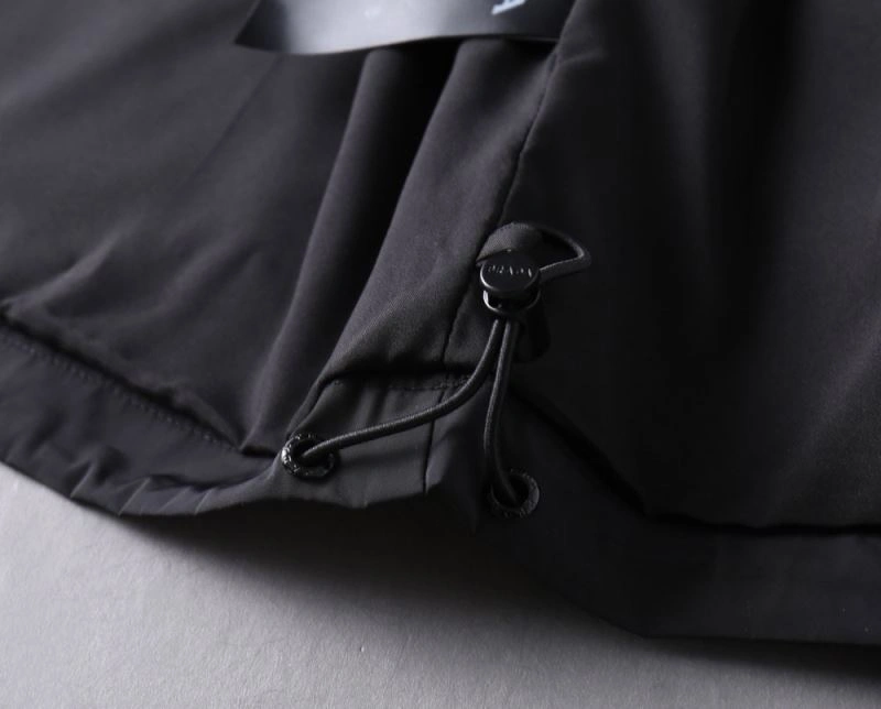 Prada Outwear SportInspired 170073