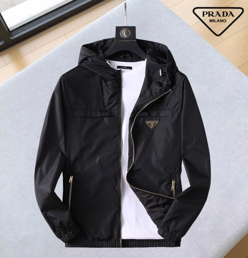 Prada Outwear Sophisticated 170031
