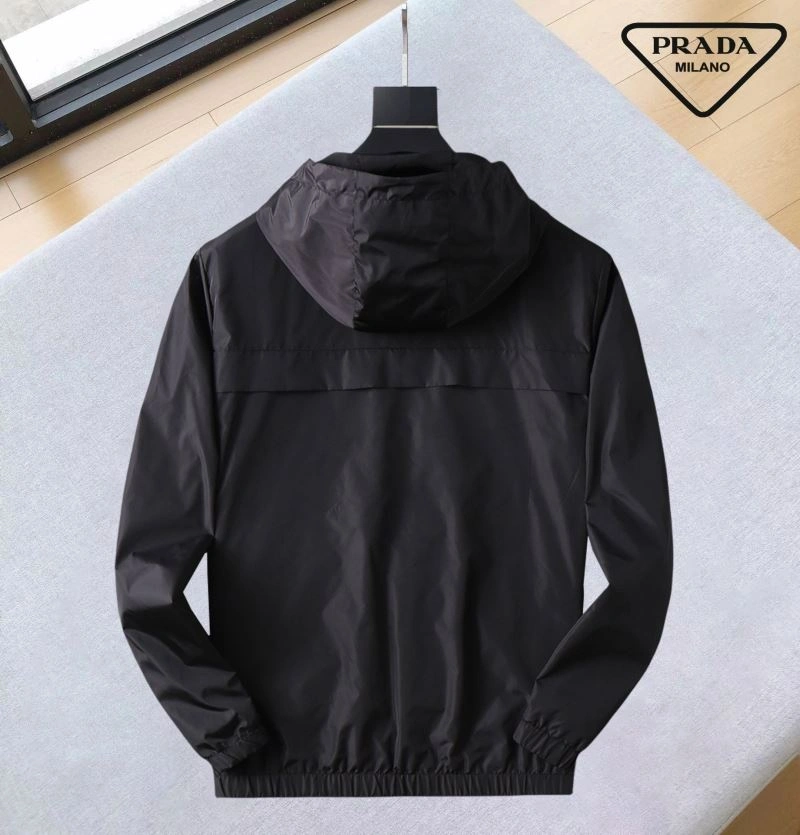 Prada Outwear Sophisticated 170031