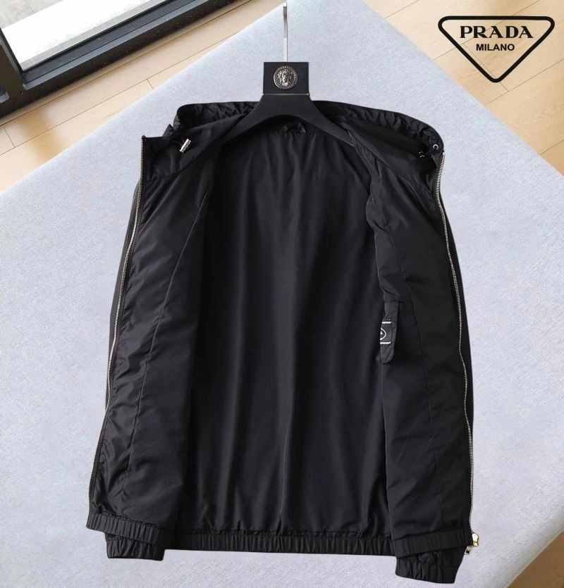 Prada Outwear Sophisticated 170031