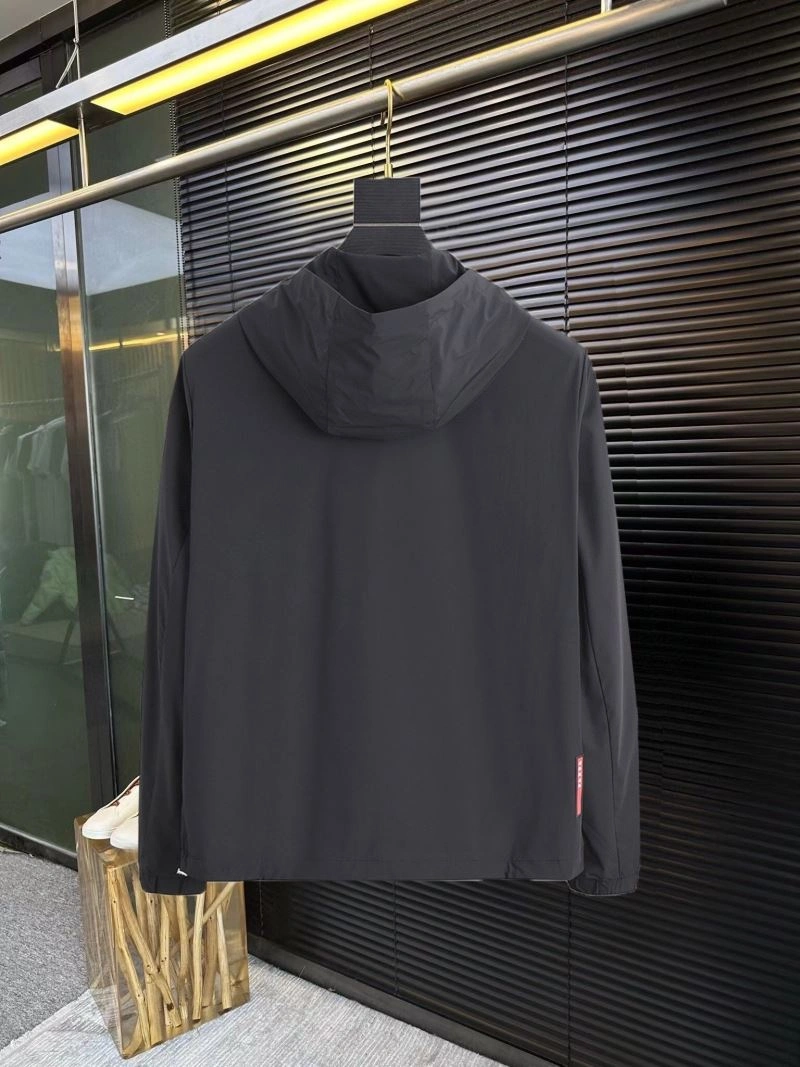 Breathable Prada Outwear 170054