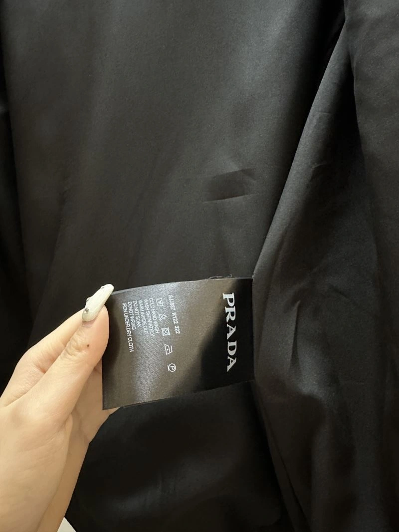 Prada Outwear EyeCatching 170021