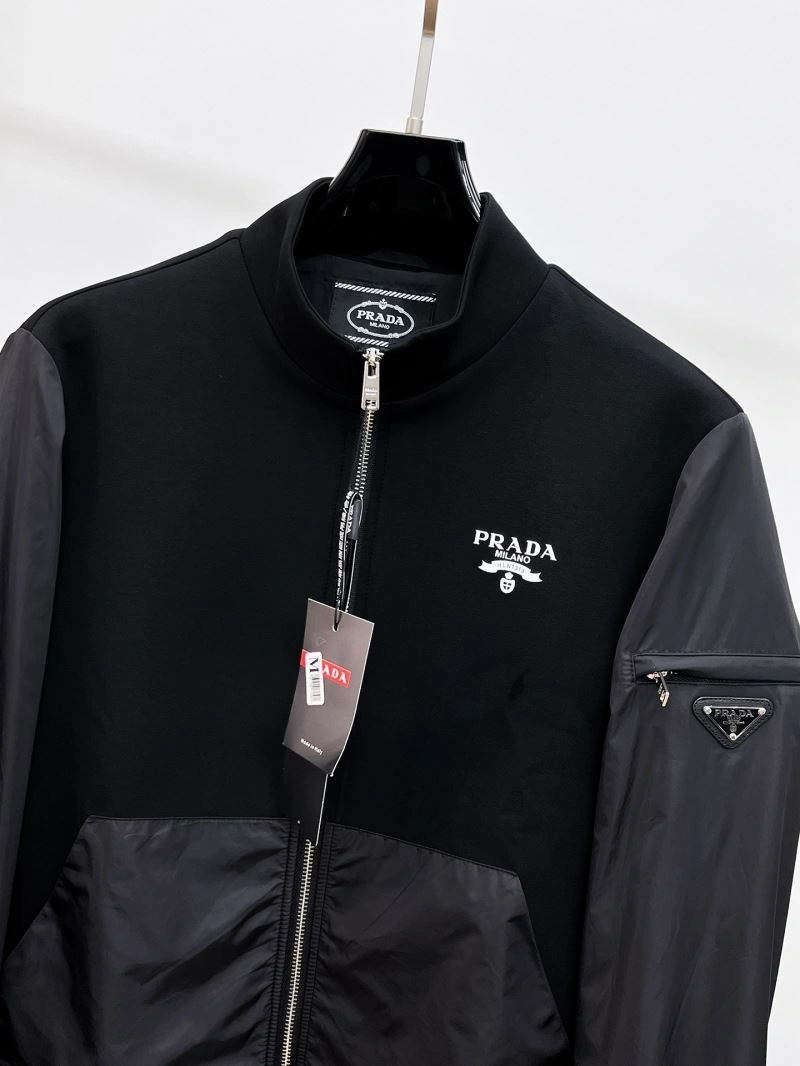 Prada Outwear Unisex 170018