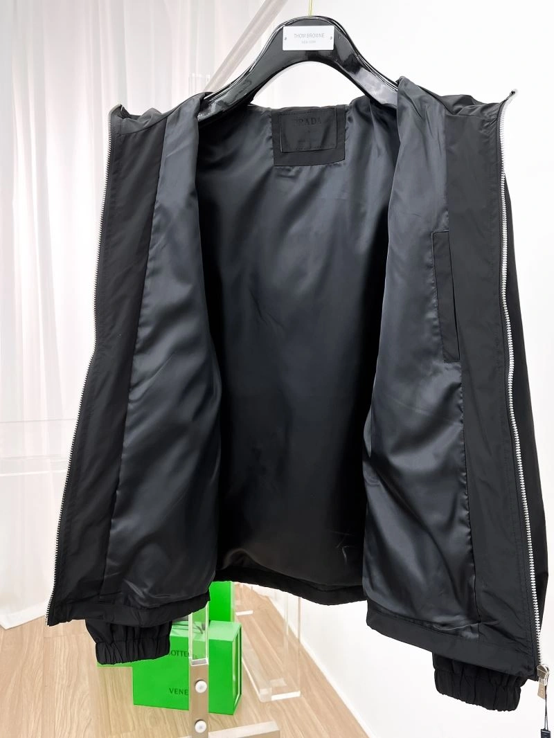 Prada Outwear GoAnywhere 170026