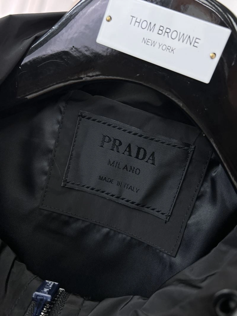 Prada Outwear GoAnywhere 170026